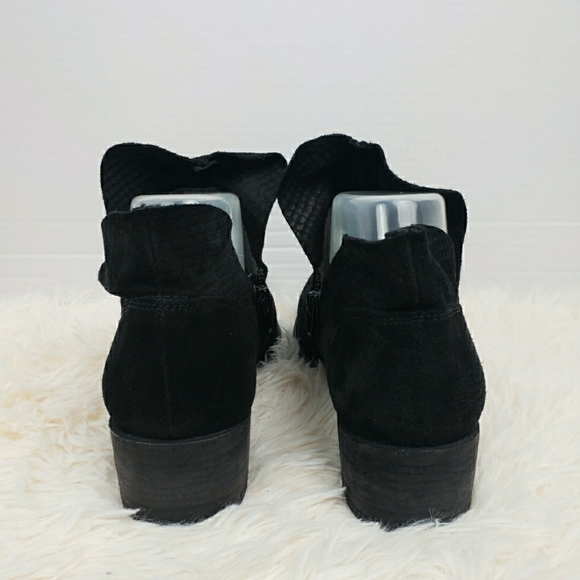 Seychelles “Score" Cut-out Booties Black Sz 7.5 - Picture 3 of 3
